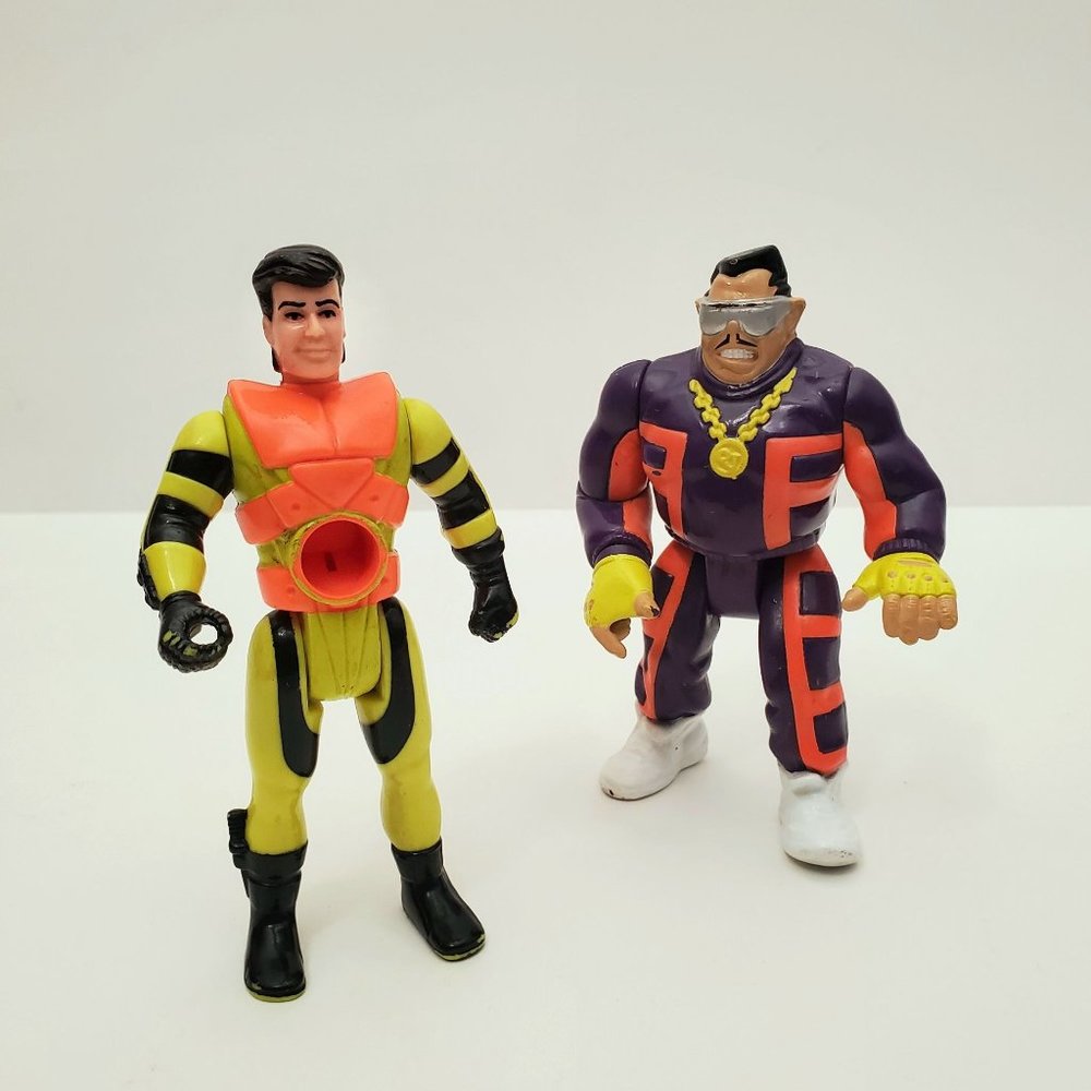 Vintage 1991 James Bond Jr. in Scuba Gear and Odd Job Action Figures Lot Hasbro